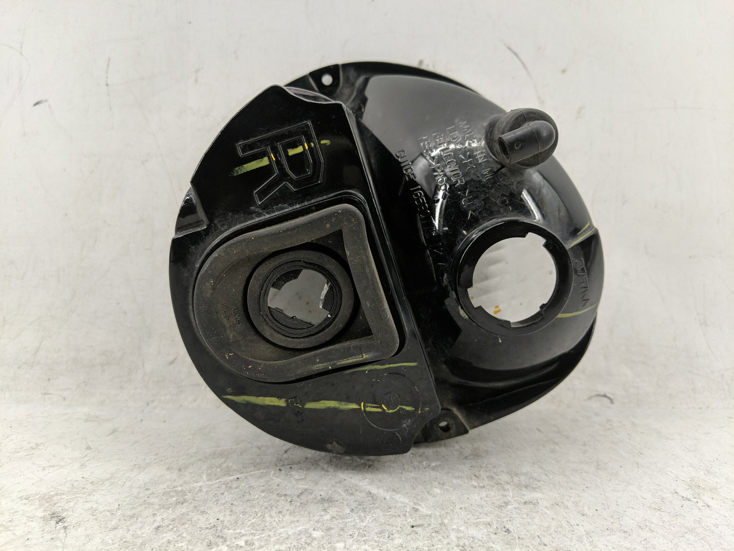 2004 Pontiac Grand Prix Passenger Right Oem Head Light Headlight Lamp - Oemusedautoparts1.com