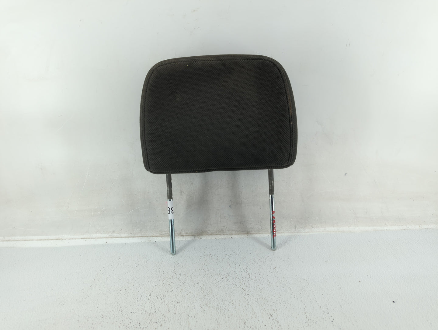 2004 Pontiac Grand Prix Headrest Head Rest Front Driver Passenger Seat Fits OEM Used Auto Parts - Oemusedautoparts1.com