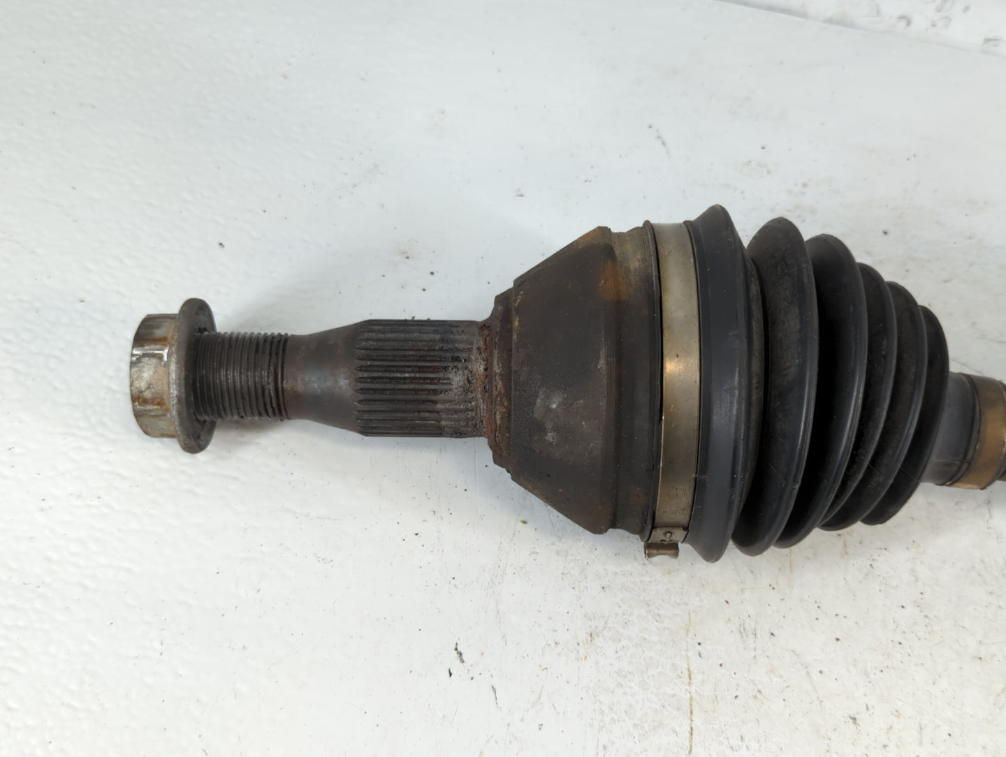 2000-2008 Pontiac Grand Prix Axle Shaft Front Driver Cv C/v - Oemusedautoparts1.com