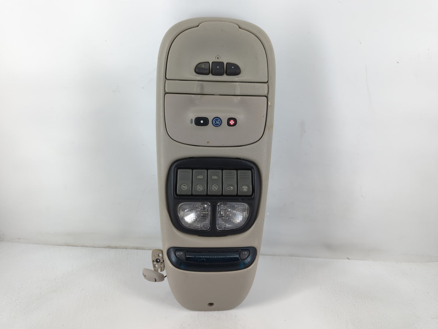 2004 Pontiac Montana Overhead Roof Console - Oemusedautoparts1.com