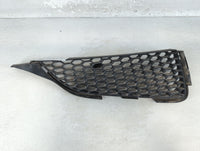 2003-2004 Pontiac Vibe Front Grille Bumper Not Included - Oemusedautoparts1.com