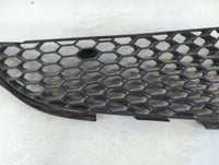 2003-2004 Pontiac Vibe Front Grille Bumper Not Included - Oemusedautoparts1.com