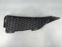 2003-2004 Pontiac Vibe Front Grille Bumper Not Included - Oemusedautoparts1.com