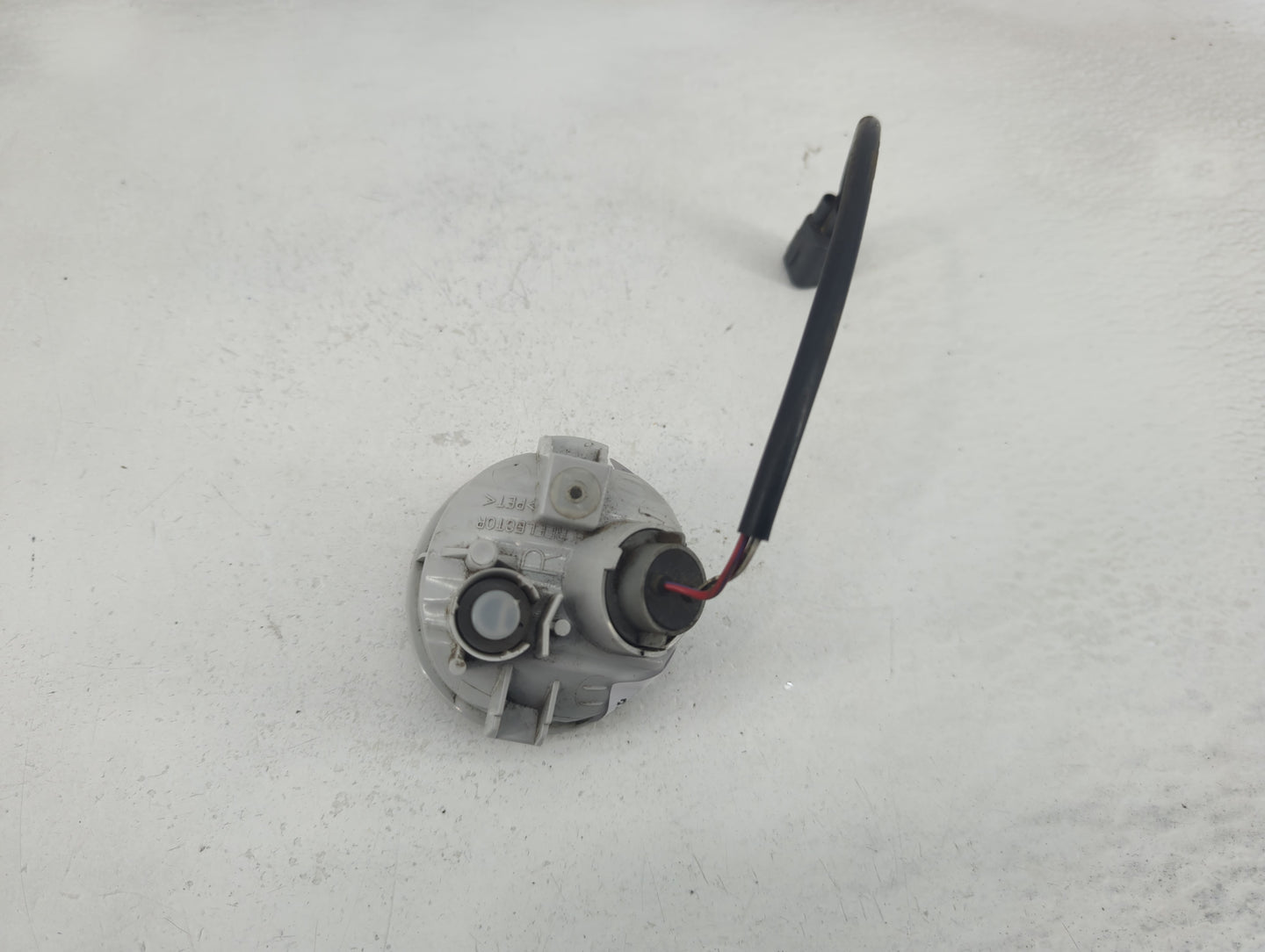 2003-2008 Pontiac Vibe Passenger Right Oem Fog Light Lamp - Oemusedautoparts1.com
