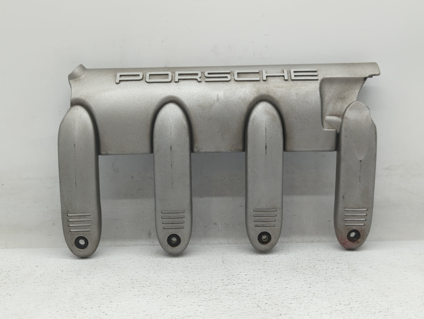 2004 Porsche Cayenne Engine Cover - Oemusedautoparts1.com