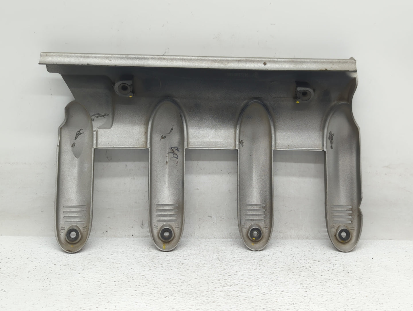 2004 Porsche Cayenne Engine Cover - Oemusedautoparts1.com