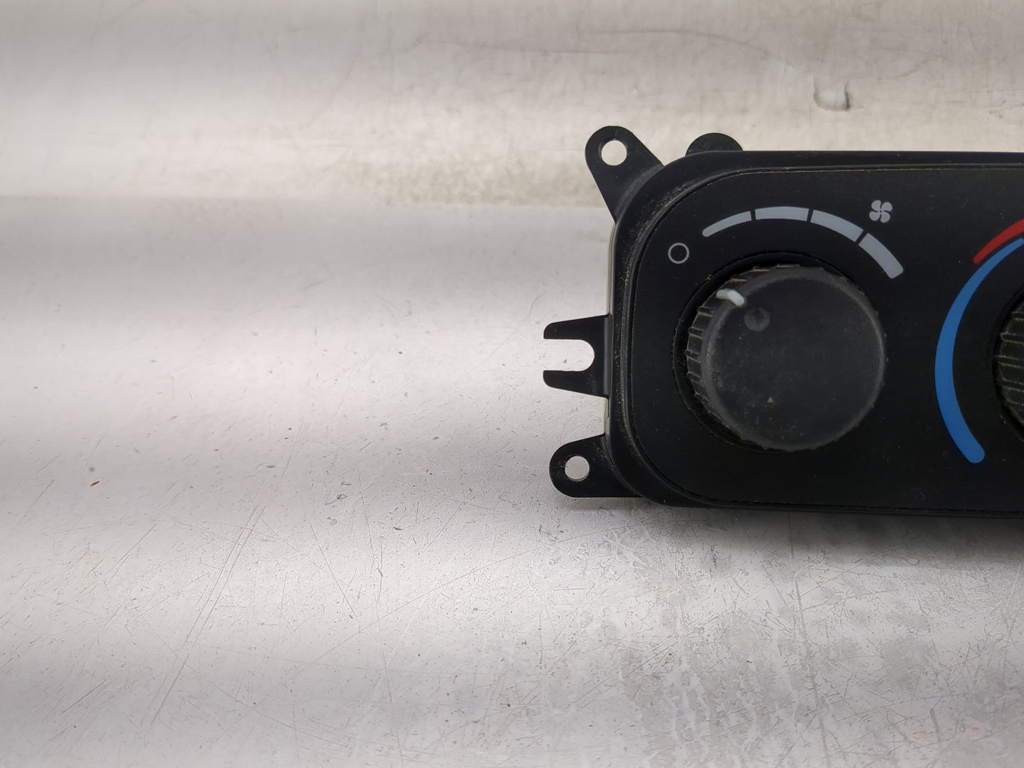 2004 Ram 1500 Climate Control Module Temperature AC/Heater Replacement P/N:55056321AD Fits Fits 2003 2005 OEM Used Auto Part