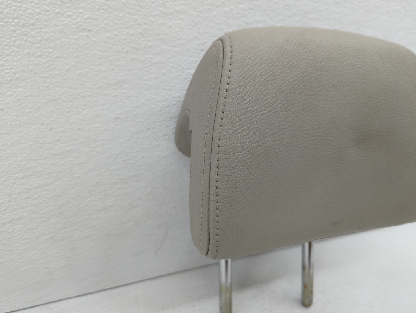2004-2011 Saab 9-3 Headrest Head Rest Front Driver Passenger Seat Grey - Oemusedautoparts1.com