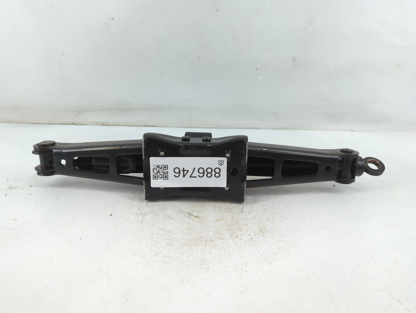 2004 Saab 9-3 Spare Scissor Car Jack - Oemusedautoparts1.com