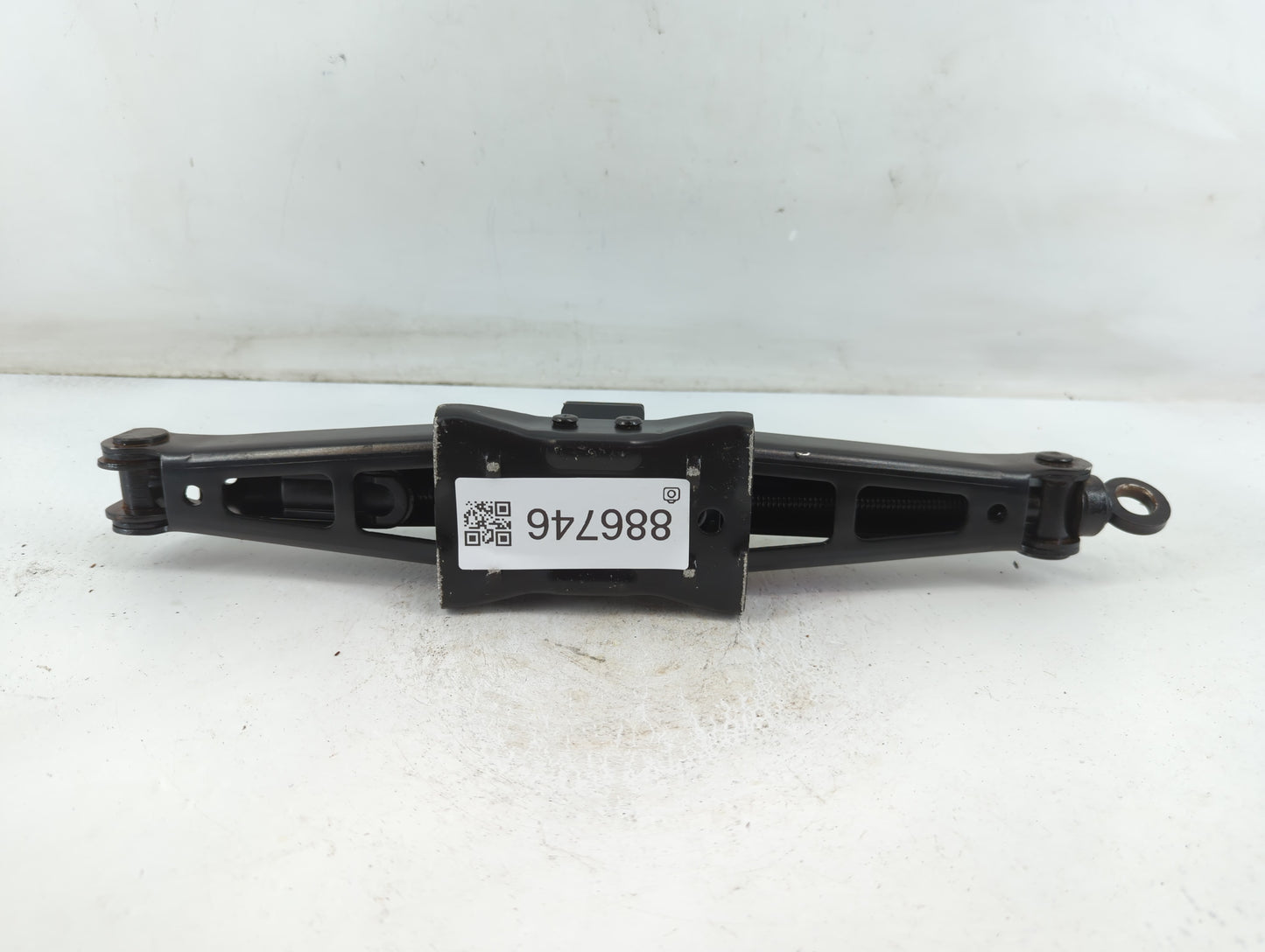 2004 Saab 9-3 Spare Scissor Car Jack - Oemusedautoparts1.com
