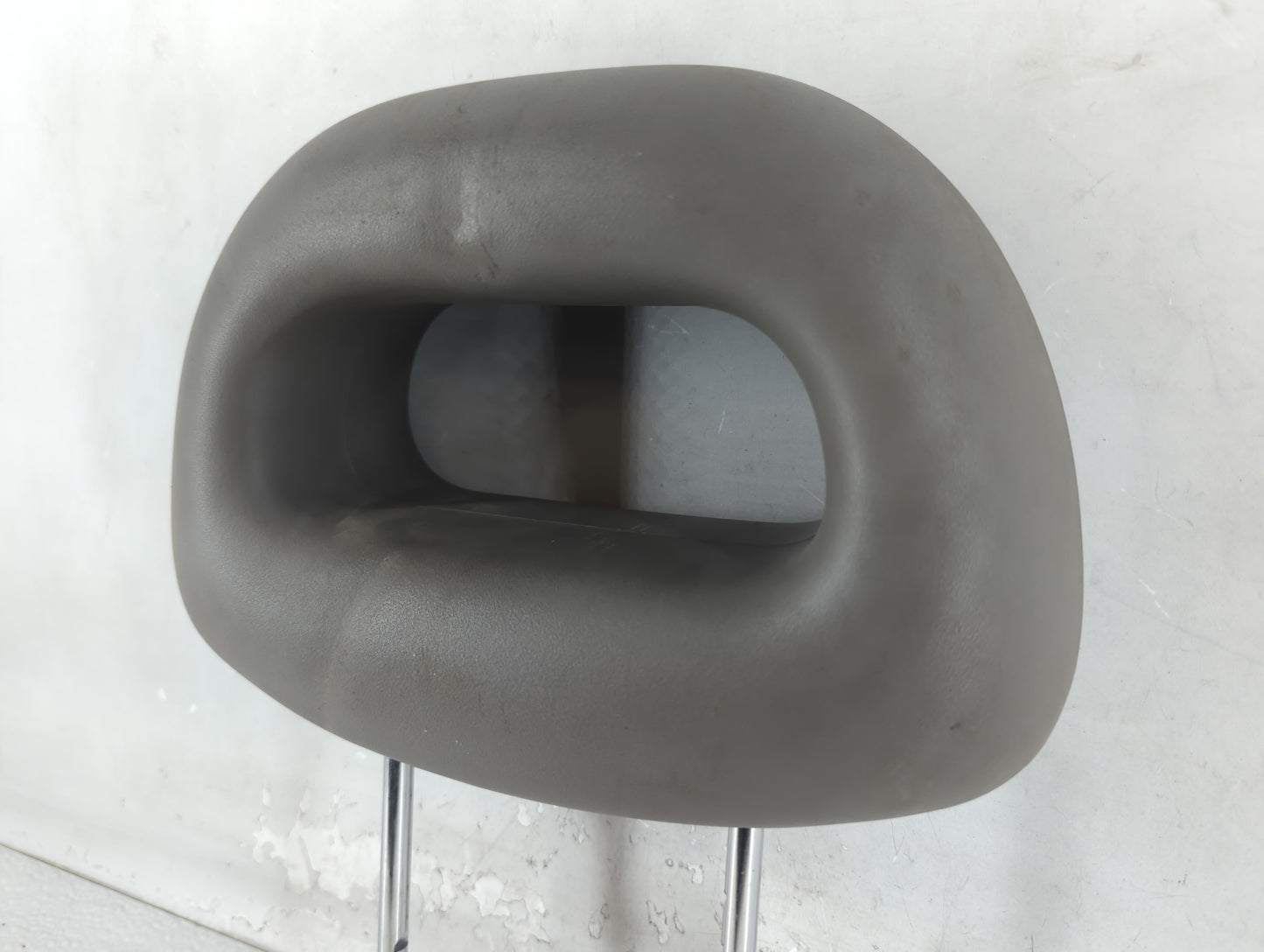 2004-2006 Saturn Ion Headrest Head Rest Front Driver Passenger Seat Fits Fits 2004 2005 2006 OEM Used Auto Parts - Oemusedau