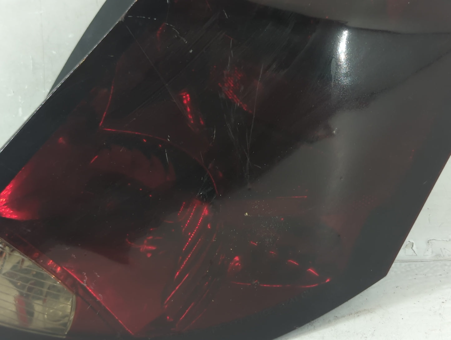 2003-2007 Saturn Ion Tail Light Assembly Passenger Right OEM P/N:22723025 Fits Fits 2003 2004 2005 2006 2007 OEM Used Auto P