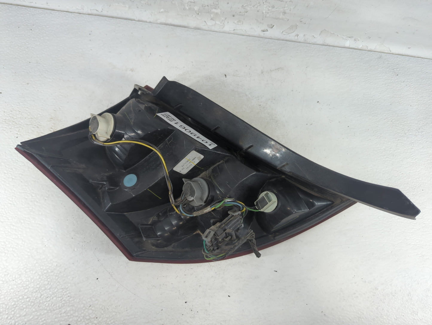 2003-2007 Saturn Ion Tail Light Assembly Passenger Right OEM P/N:22723025 Fits Fits 2003 2004 2005 2006 2007 OEM Used Auto P