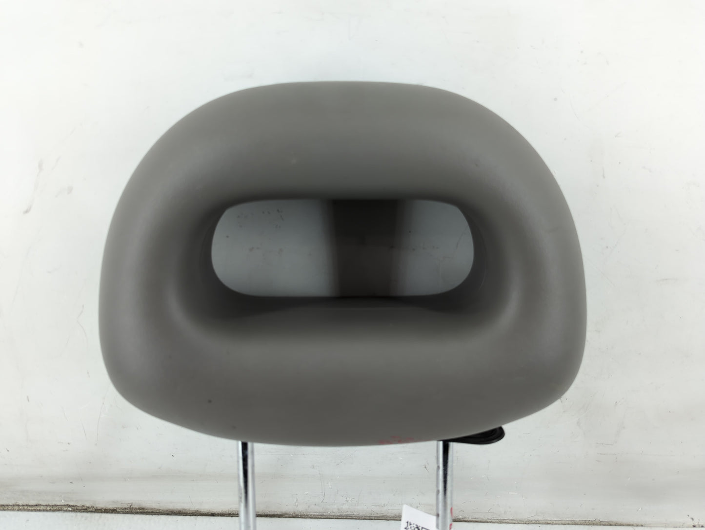 2003-2004 Saturn Ion Headrest Head Rest Front Driver Passenger Seat Fits Fits 2003 2004 OEM Used Auto Parts - Oemusedautopar