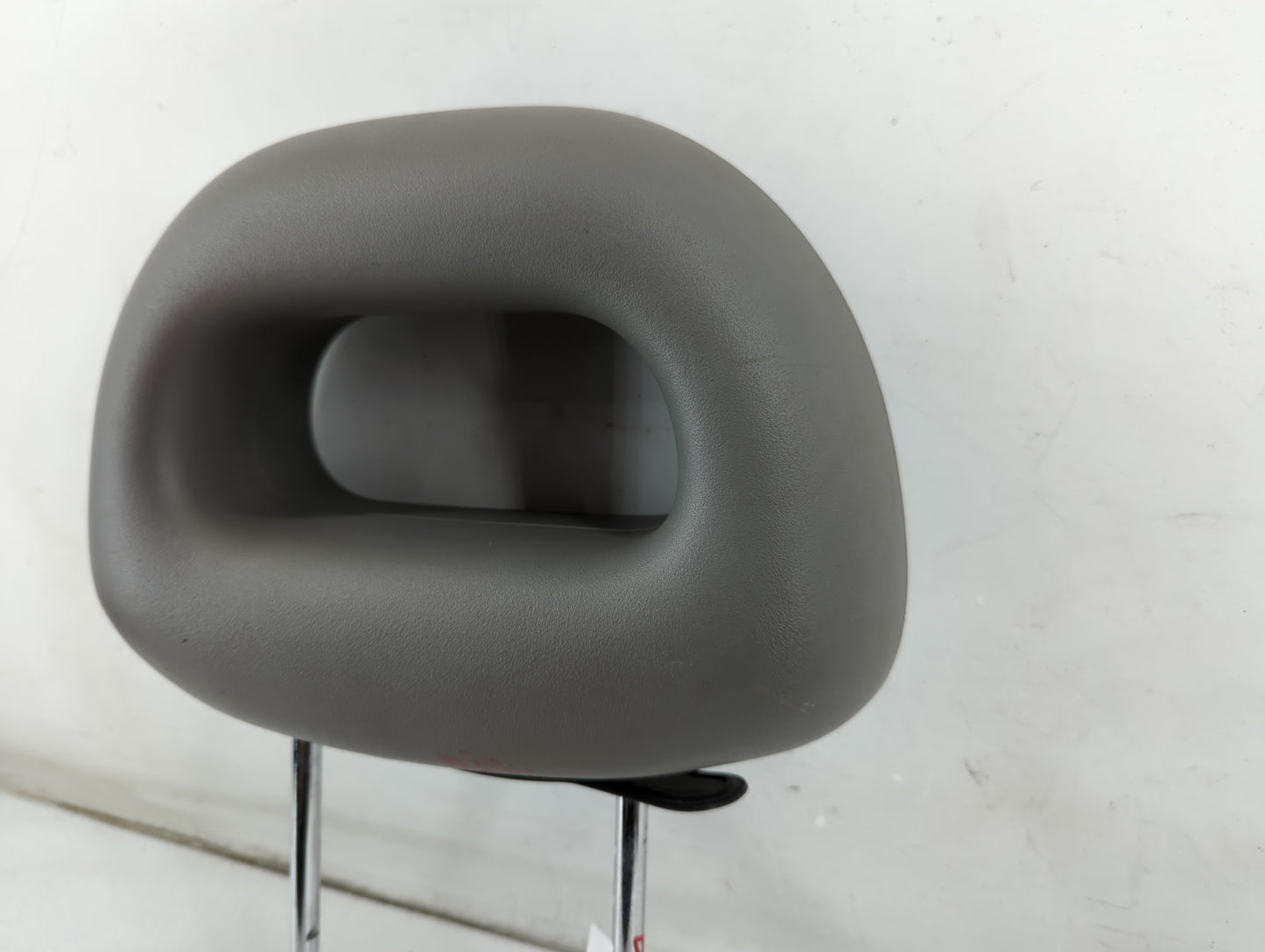 2003-2004 Saturn Ion Headrest Head Rest Front Driver Passenger Seat Fits Fits 2003 2004 OEM Used Auto Parts - Oemusedautopar