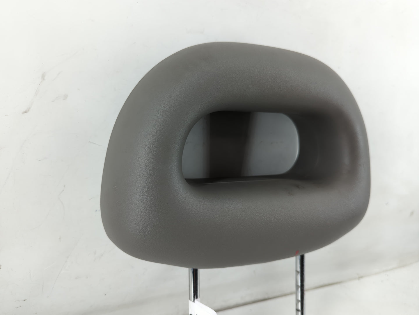 2003-2004 Saturn Ion Headrest Head Rest Front Driver Passenger Seat Fits Fits 2003 2004 OEM Used Auto Parts - Oemusedautopar