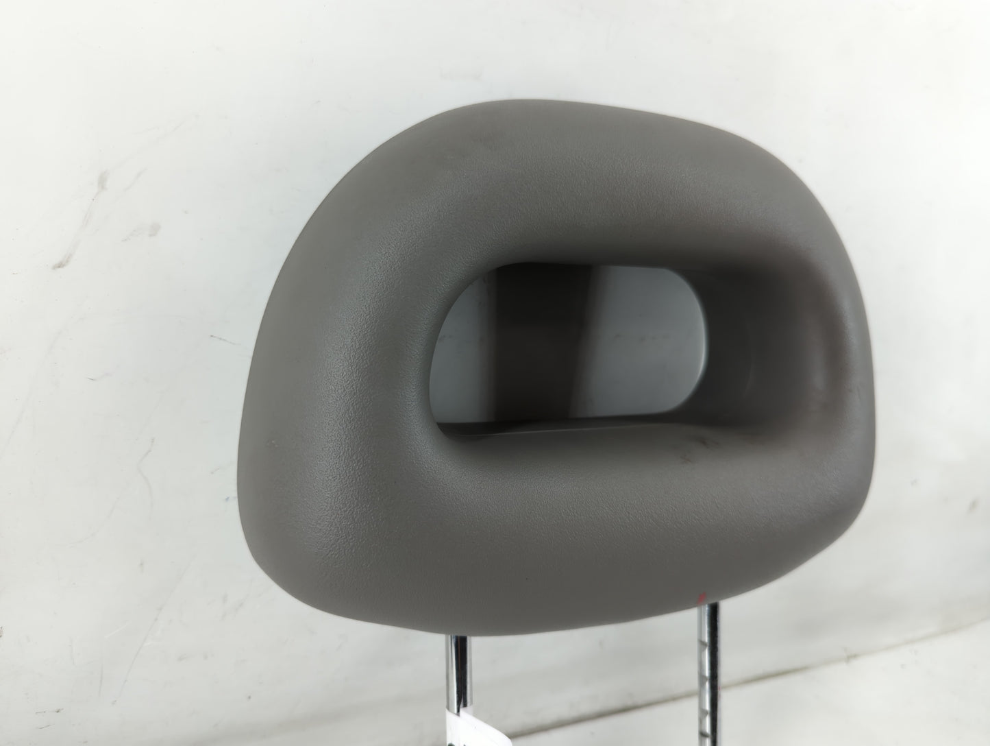 2003-2004 Saturn Ion Headrest Head Rest Front Driver Passenger Seat Fits Fits 2003 2004 OEM Used Auto Parts - Oemusedautopar
