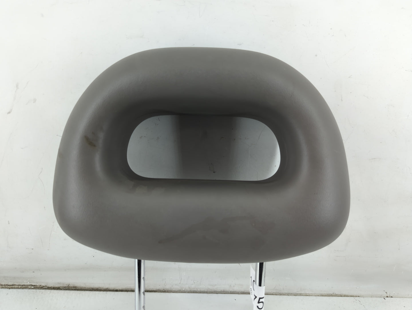 2003-2004 Saturn Ion Headrest Head Rest Front Driver Passenger Seat Fits Fits 2003 2004 OEM Used Auto Parts - Oemusedautopar