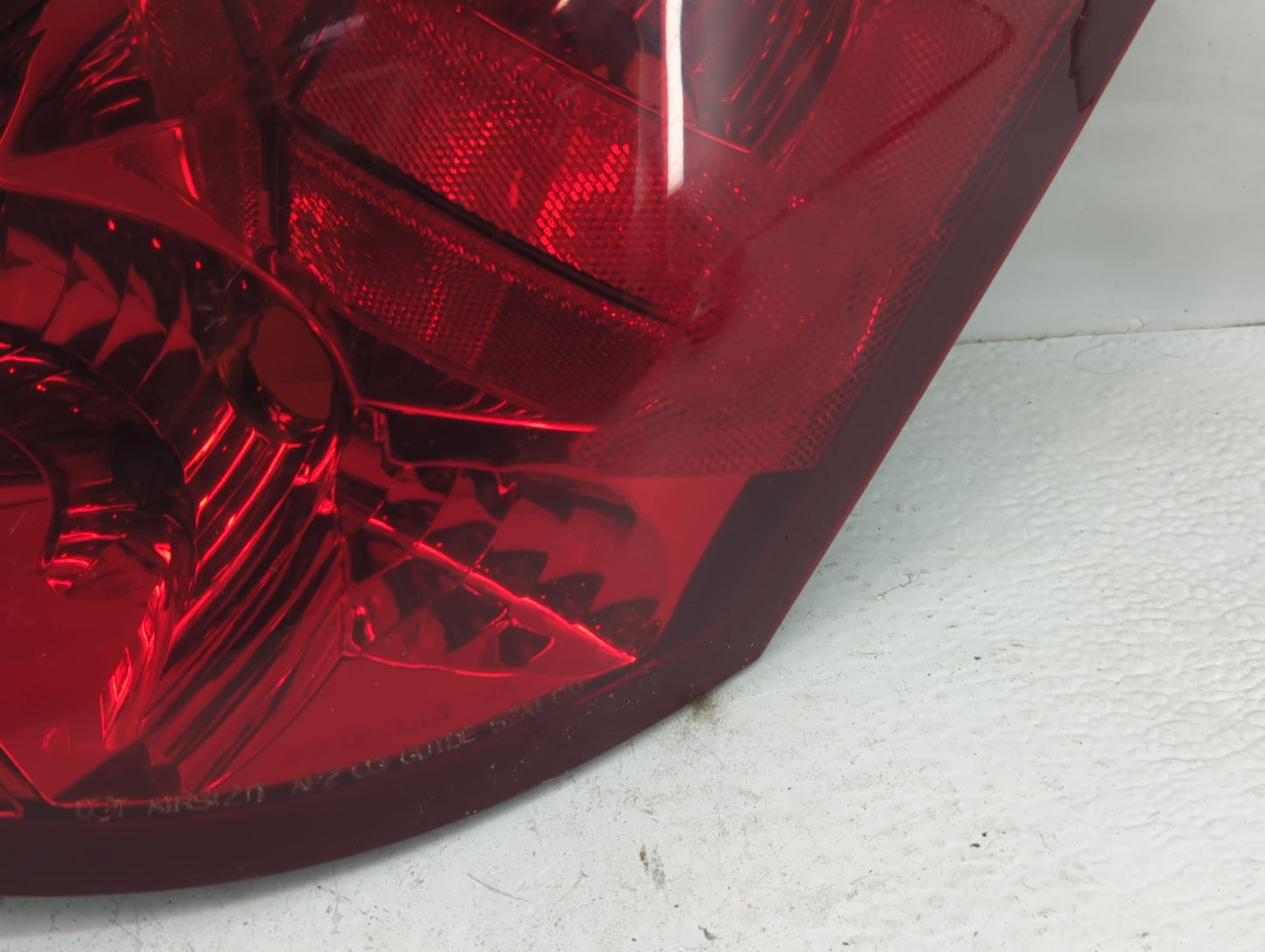 2004 Saturn Ion Tail Light Assembly Passenger Right OEM P/N:16530982 Fits OEM Used Auto Parts - Oemusedautoparts1.com