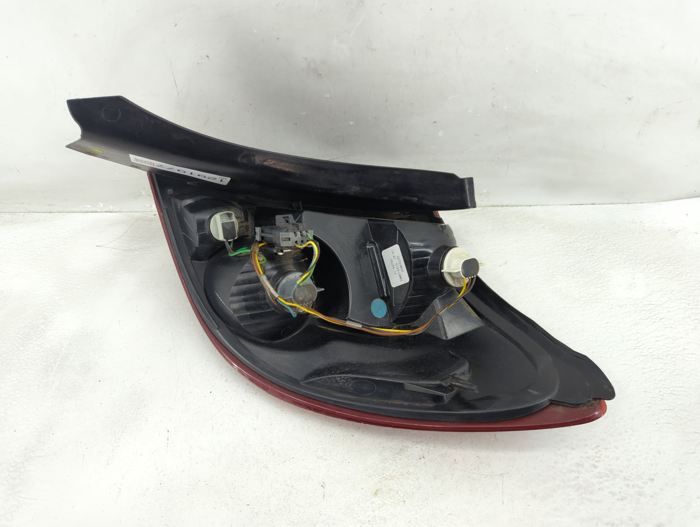 2003-2007 Saturn Ion Tail Light Assembly Driver Left OEM P/N:22723022 Fits Fits 2003 2004 2005 2006 2007 OEM Used Auto Parts