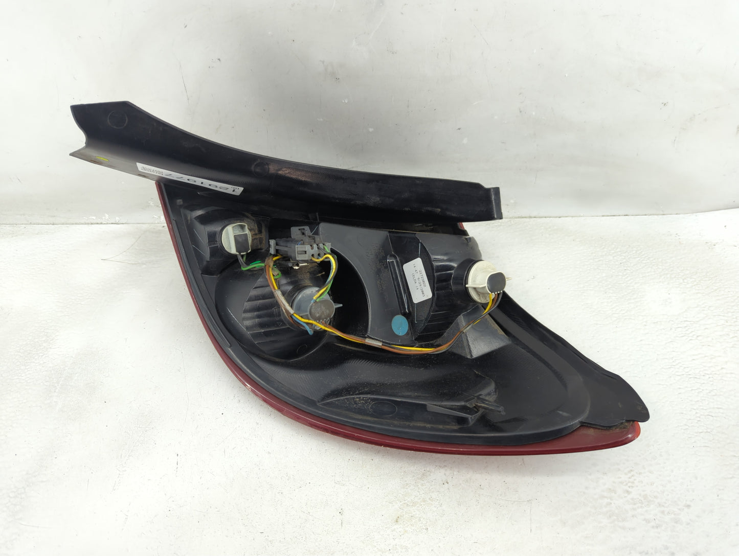 2003-2007 Saturn Ion Tail Light Assembly Driver Left OEM P/N:22723022 Fits Fits 2003 2004 2005 2006 2007 OEM Used Auto Parts