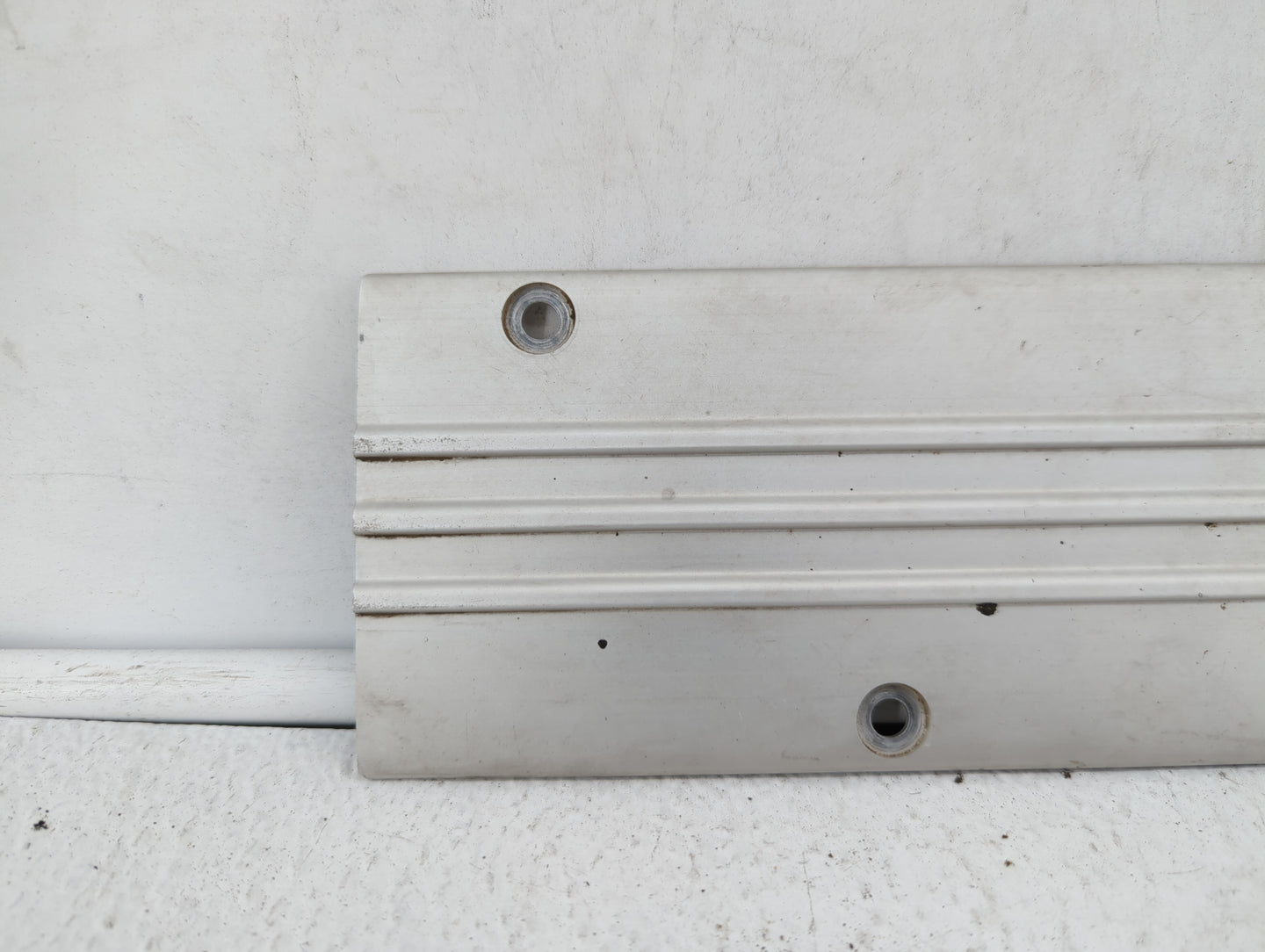 2004 Saturn Ion Engine Cover - Oemusedautoparts1.com