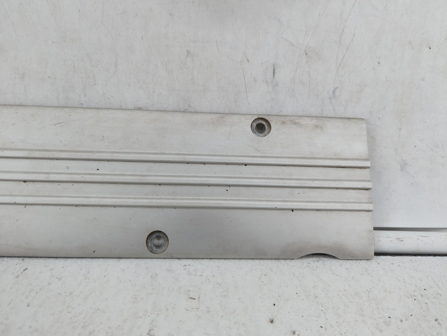 2004 Saturn Ion Engine Cover - Oemusedautoparts1.com