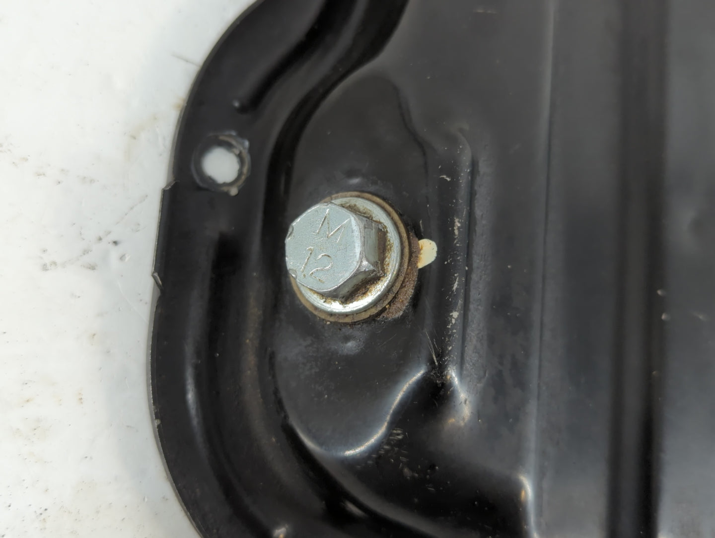 2003-2004 Saturn Ion Engine Oil Pan Fits Fits 2002 2003 2004 2005 OEM Used Auto Parts - Oemusedautoparts1.com