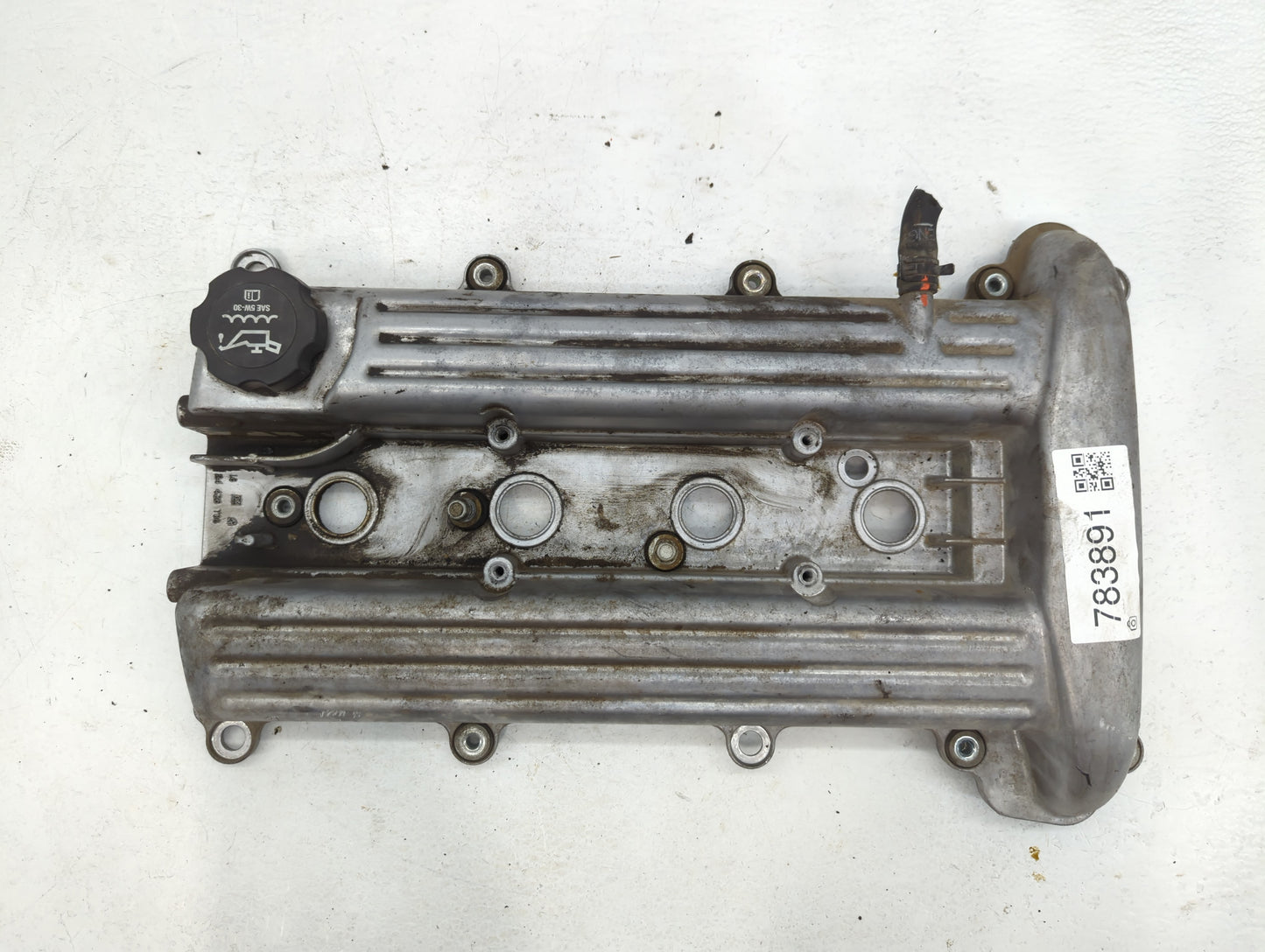 2004 Saturn Ion Driver Left Cylinder Head Valve Cover Fits OEM Used Auto Parts - Oemusedautoparts1.com