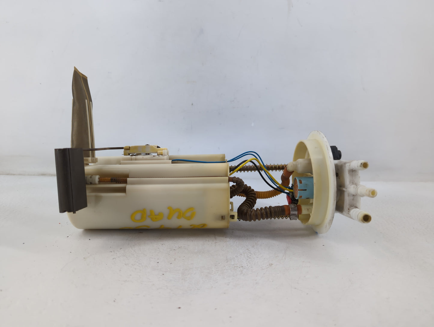 Saturn Satvue Electrical Gas Fuel Pump Assembly - Oemusedautoparts1.com