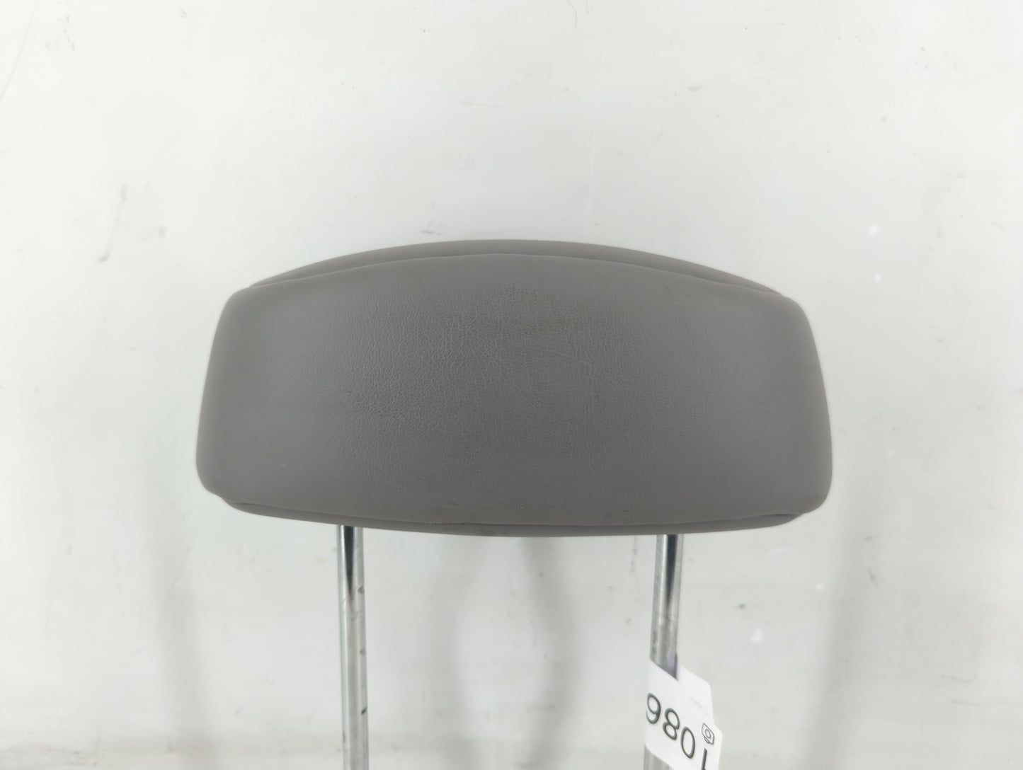 2002-2007 Saturn Vue Headrest Head Rest Rear Seat Fits Fits 2002 2003 2004 2005 2006 2007 OEM Used Auto Parts - Oemusedautop