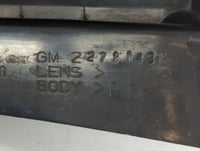 2004-2007 Saturn Vue Tail Light Assembly Passenger Right OEM P/N:22711438 Fits Fits 2004 2005 2006 2007 OEM Used Auto Parts 