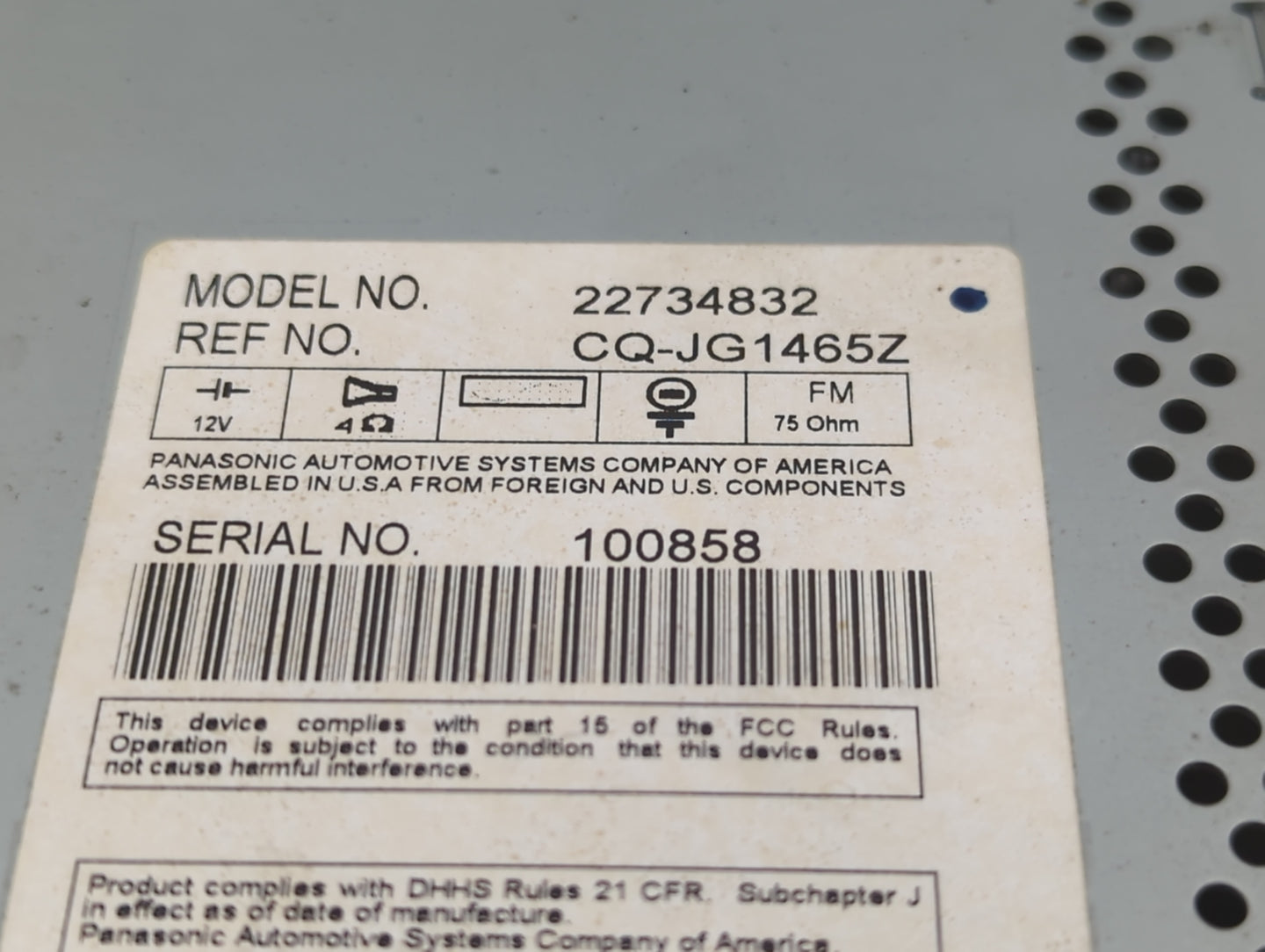 2004 Saturn Vue Radio AM FM Cd Player Receiver Replacement P/N:22734832 Fits OEM Used Auto Parts - Oemusedautoparts1.com