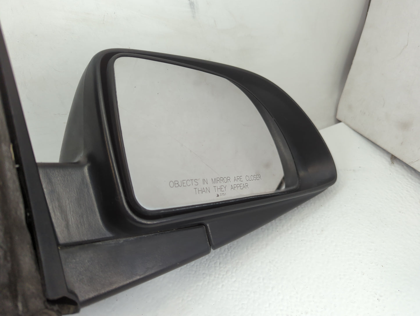 2004-2007 Saturn Vue Passenger Side View Mirror - Right Door Mirror OEM Used - Oemusedautoparts1.com