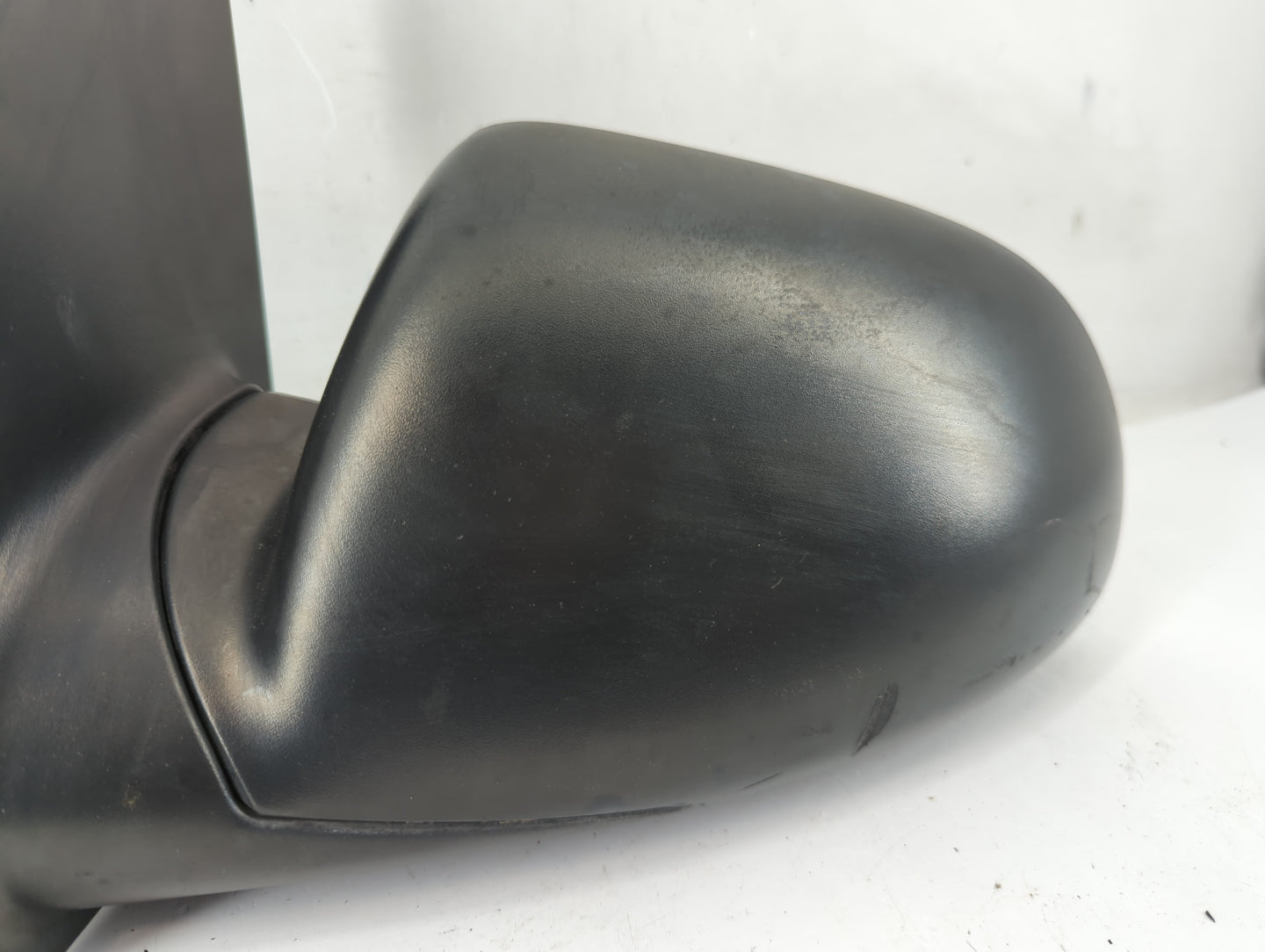 2002-2006 Saturn Vue Driver Side View Mirror - Left Door Mirror OEM Used - Oemusedautoparts1.com