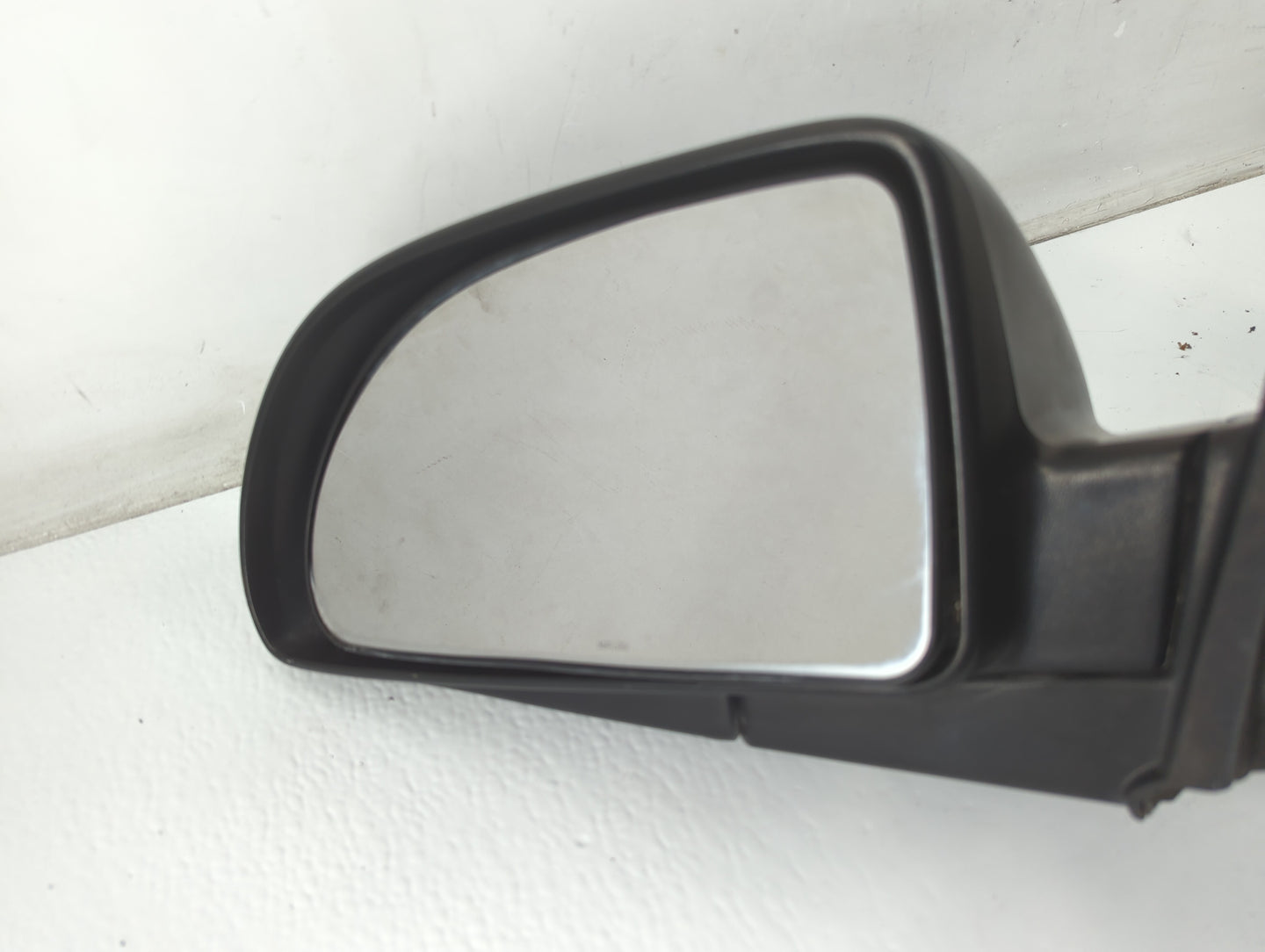 2002-2006 Saturn Vue Driver Side View Mirror - Left Door Mirror OEM Used - Oemusedautoparts1.com