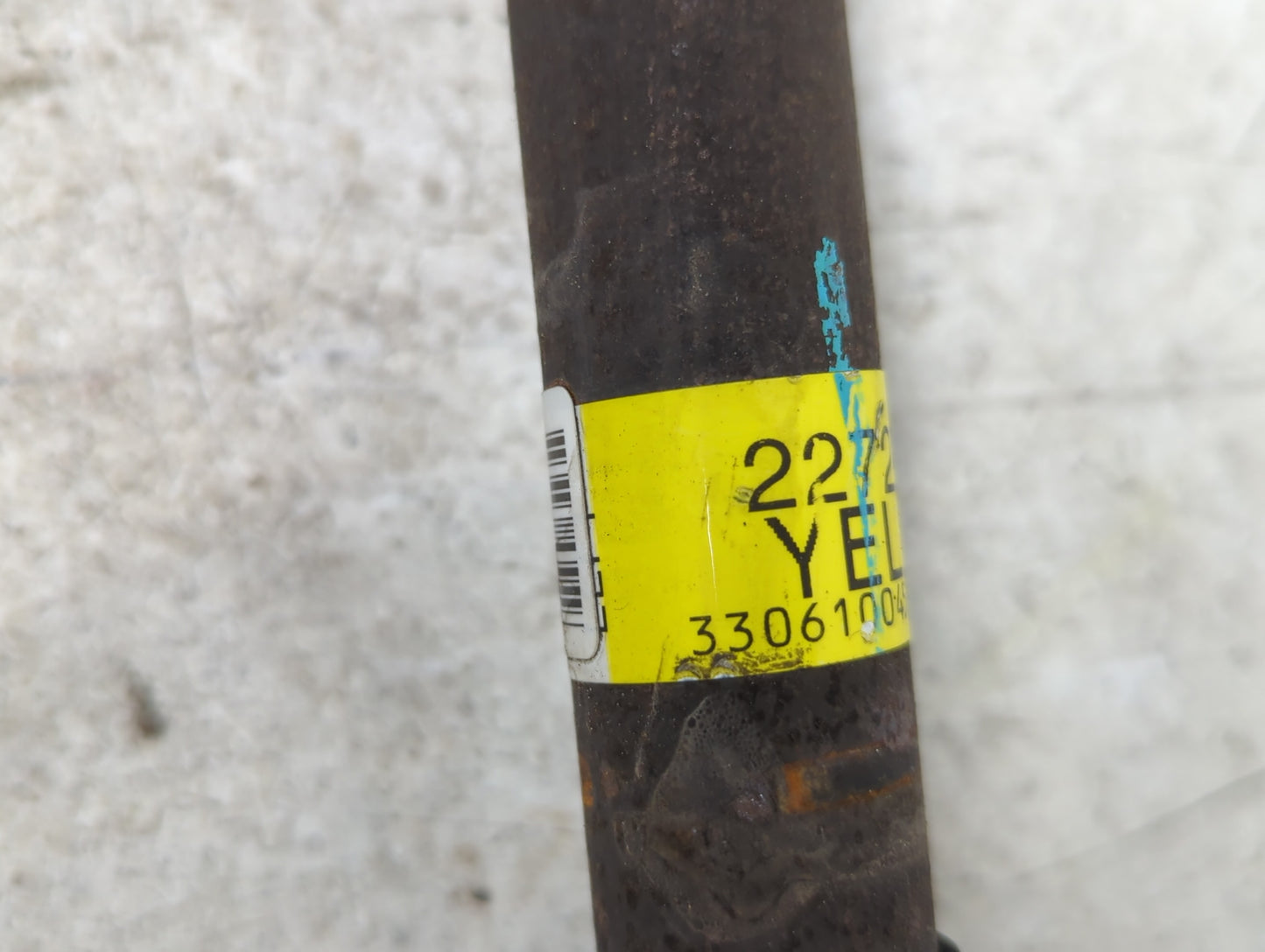 2004-2007 Saturn Vue Axle Shaft Front Driver Cv C/v - Oemusedautoparts1.com