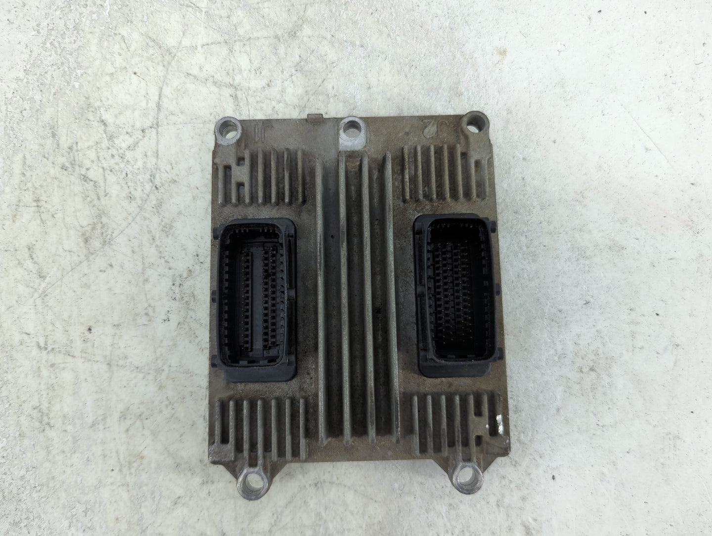 2002-2007 Saturn Vue PCM Engine Control Computer ECU ECM PCU OEM P/N:12587298 Fits Fits 2002 2003 2004 2005 2006 2007 OEM Us
