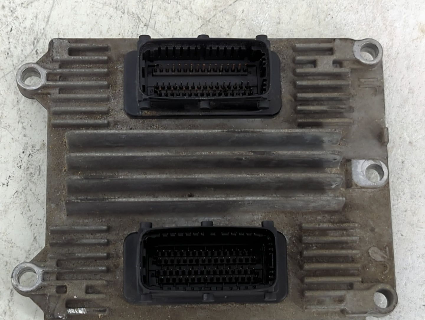 2002-2007 Saturn Vue PCM Engine Control Computer ECU ECM PCU OEM P/N:12587298 Fits Fits 2002 2003 2004 2005 2006 2007 OEM Us
