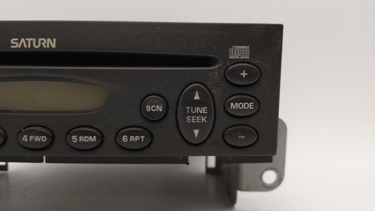 2004-2004 Saturn Vue Am Fm Cd Player Radio Receiver 269834 - Oemusedautoparts1.com