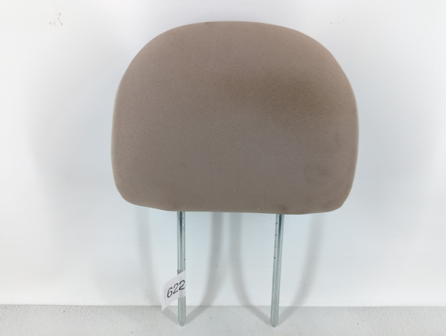 2002-2007 Saturn Vue Headrest Head Rest Front Driver Passenger Seat Fits Fits 2002 2003 2004 2005 2006 2007 OEM Used Auto Pa