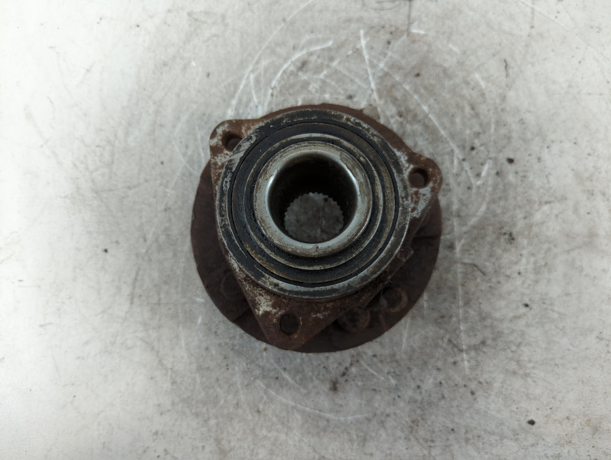 2002-2007 Saturn Vue Driver Front Wheel Hub Oem 701085 - Oemusedautoparts1.com
