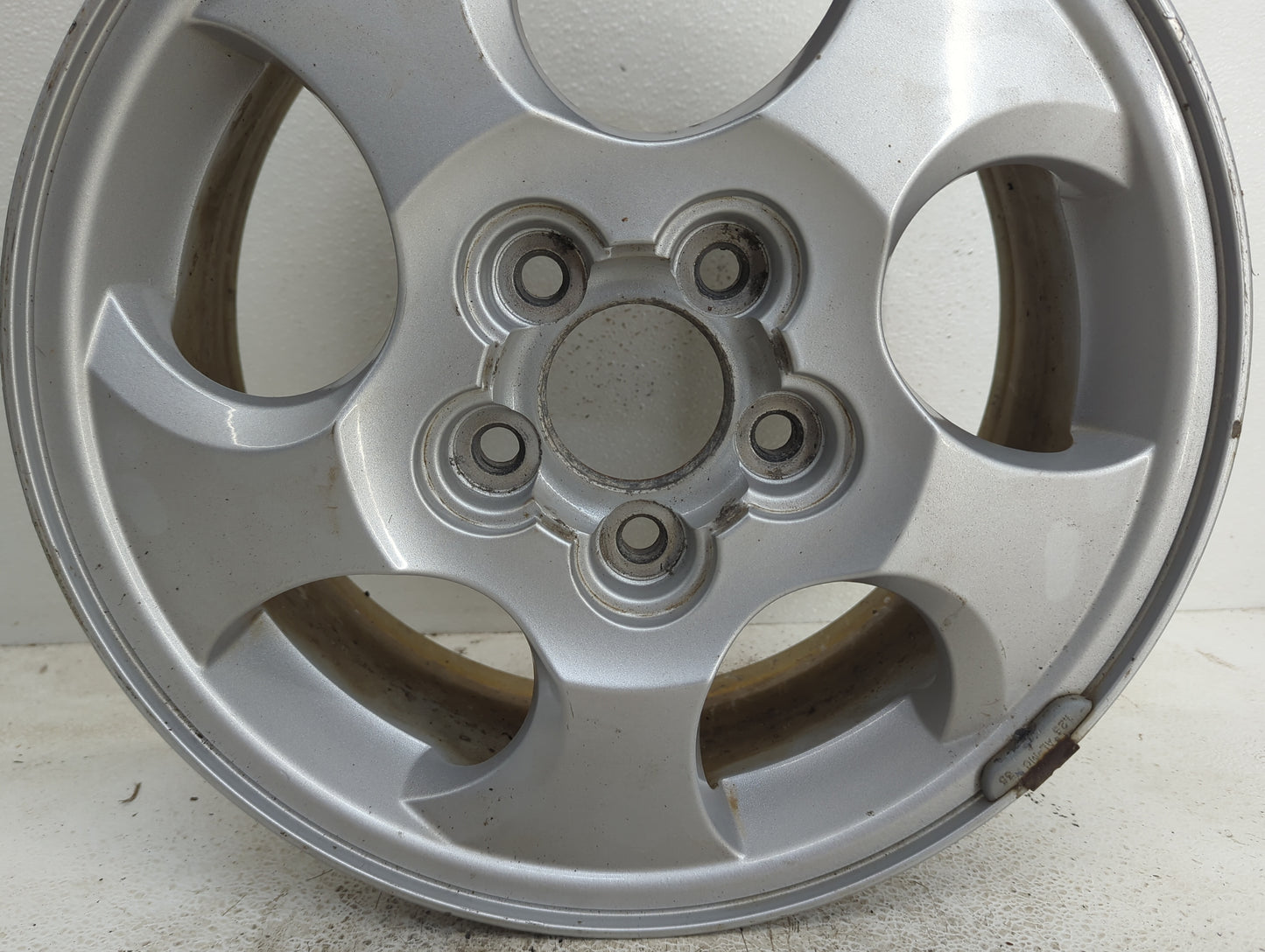 2002-2004 Saturn Vue Oem Wheel Rim 913817 - Oemusedautoparts1.com