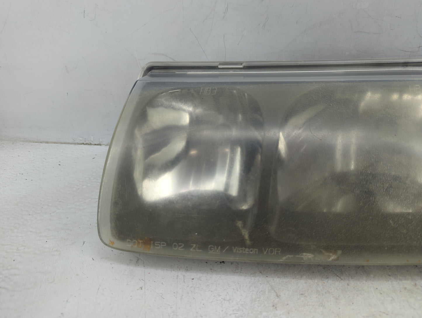 2002-2004 Saturn Vue Driver Left Oem Head Light Headlight Lamp - Oemusedautoparts1.com