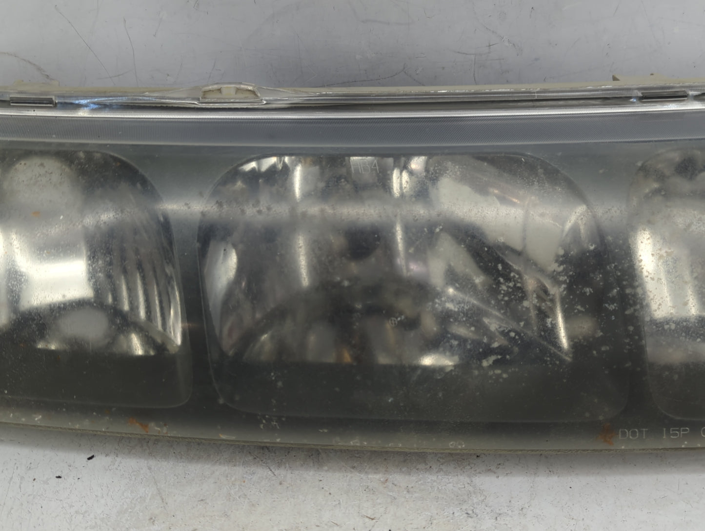 2002-2004 Saturn Vue Passenger Right Oem Head Light Headlight Lamp - Oemusedautoparts1.com