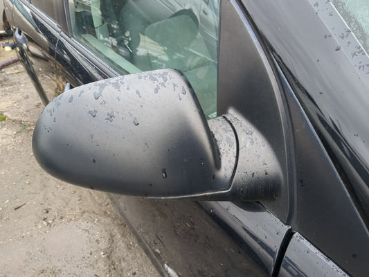 2003-2005 Saturn Vue Passenger Side View Mirror - Right Door Mirror OEM Used - Oemusedautoparts1.com