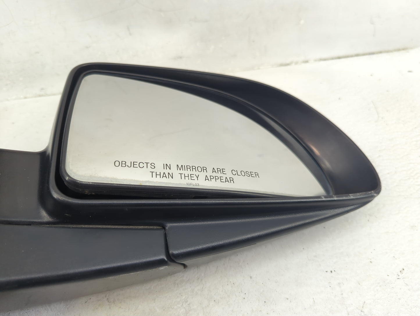 2003-2005 Saturn Vue Passenger Side View Mirror - Right Door Mirror OEM Used - Oemusedautoparts1.com
