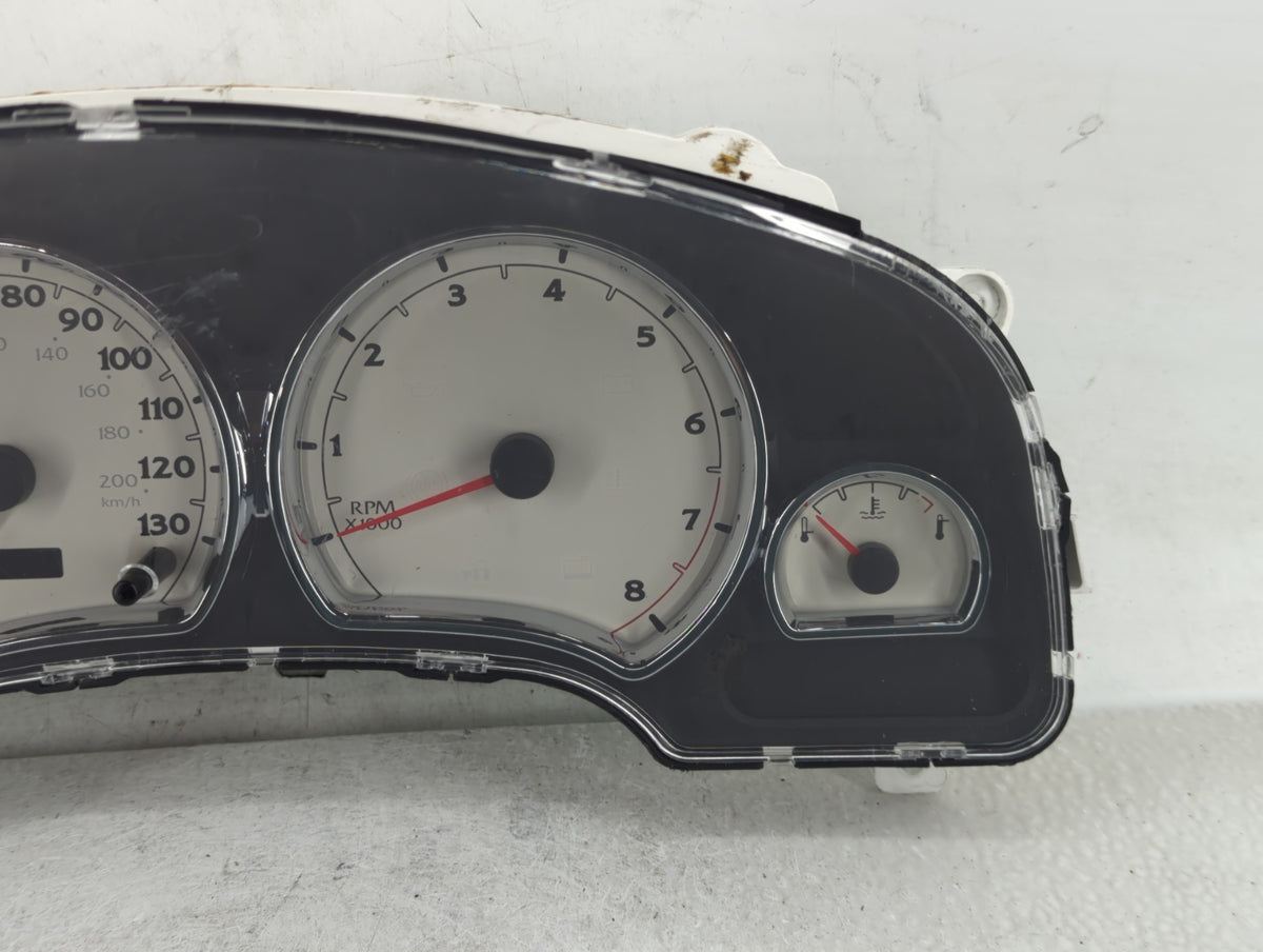 2004-2005 Saturn Vue Instrument Cluster Speedometer Gauges P/N:22723716 Miles:100K Fits Fits 2004 2005 OEM Used Auto Parts -