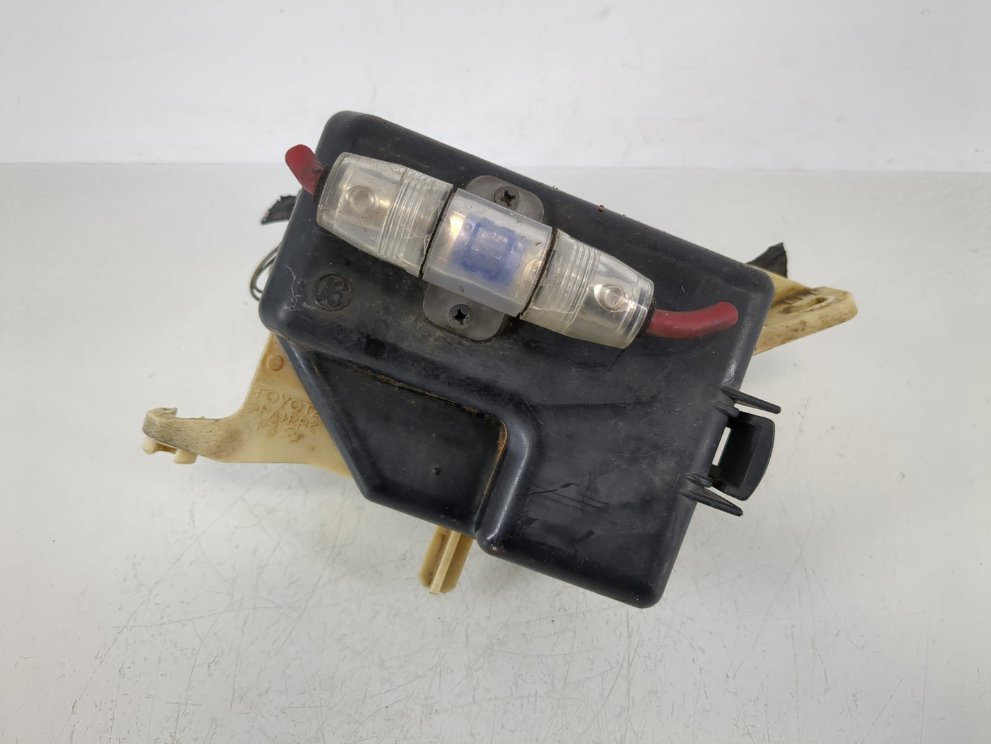 2004-2006 Scion Xa Fusebox Fuse Box Panel Relay Module Fits Fits 2004 2005 2006 OEM Used Auto Parts - Oemusedautoparts1.com