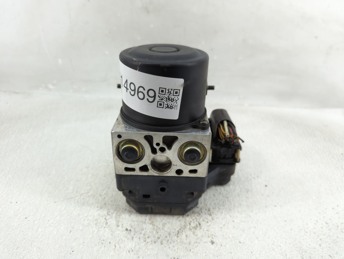 2004-2005 Scion Xb ABS Pump Control Module Replacement P/N:89541-52280 133800-7211, 133800-7210, 44540-52020 Fits Fits 2004 